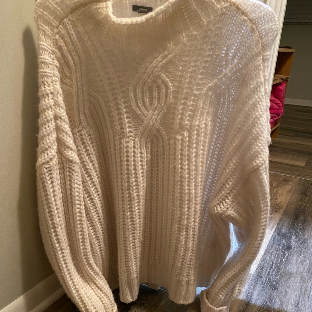 SUPER SOFT AERIE KNIT SWEATER